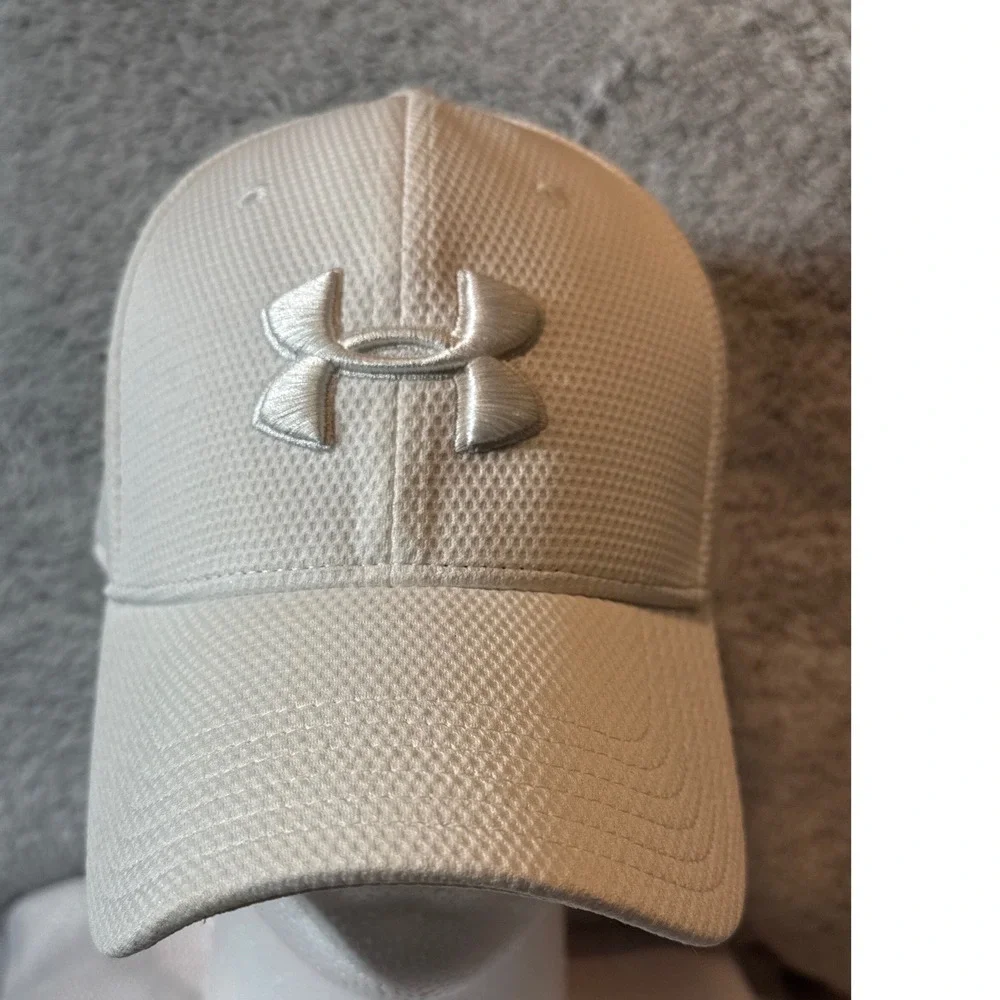 Under Armour Mens White Mesh Snapback Hat‎ Embroidered Logo Athletic Cap OSFA